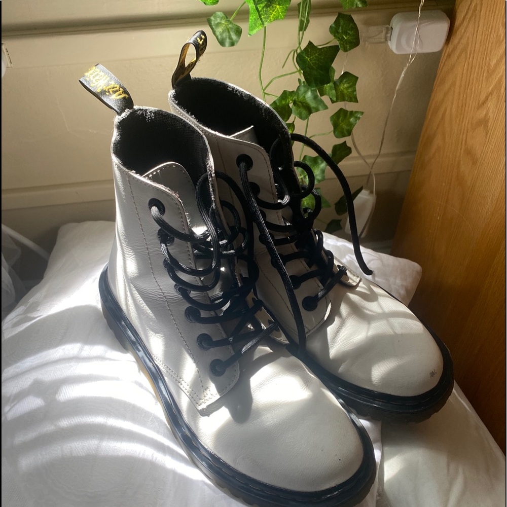 White doc marten lace up boots